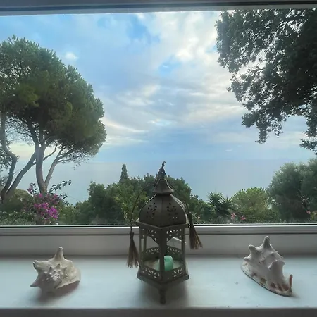 Punta Rossa Escape * Sant'Alfonso