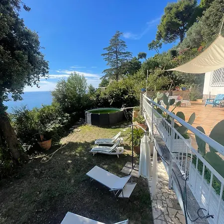 Punta Rossa Escape Villa