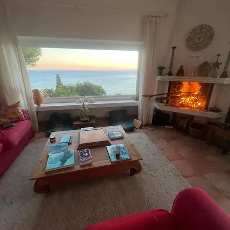 Villa Punta Rossa Escape SantʼAlfonso